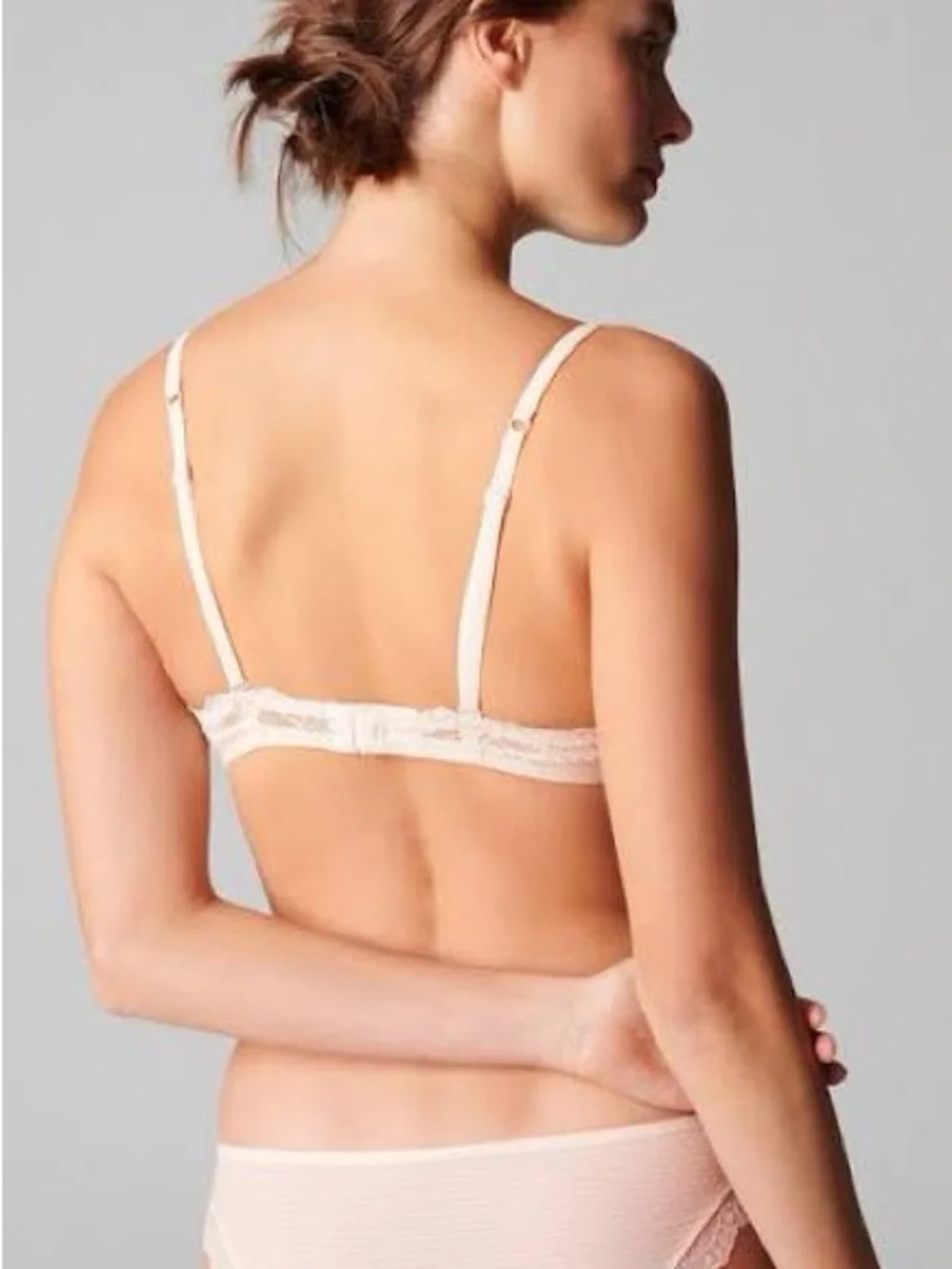 Simone Perele Underwire Plunge Candide 36E matching thong
